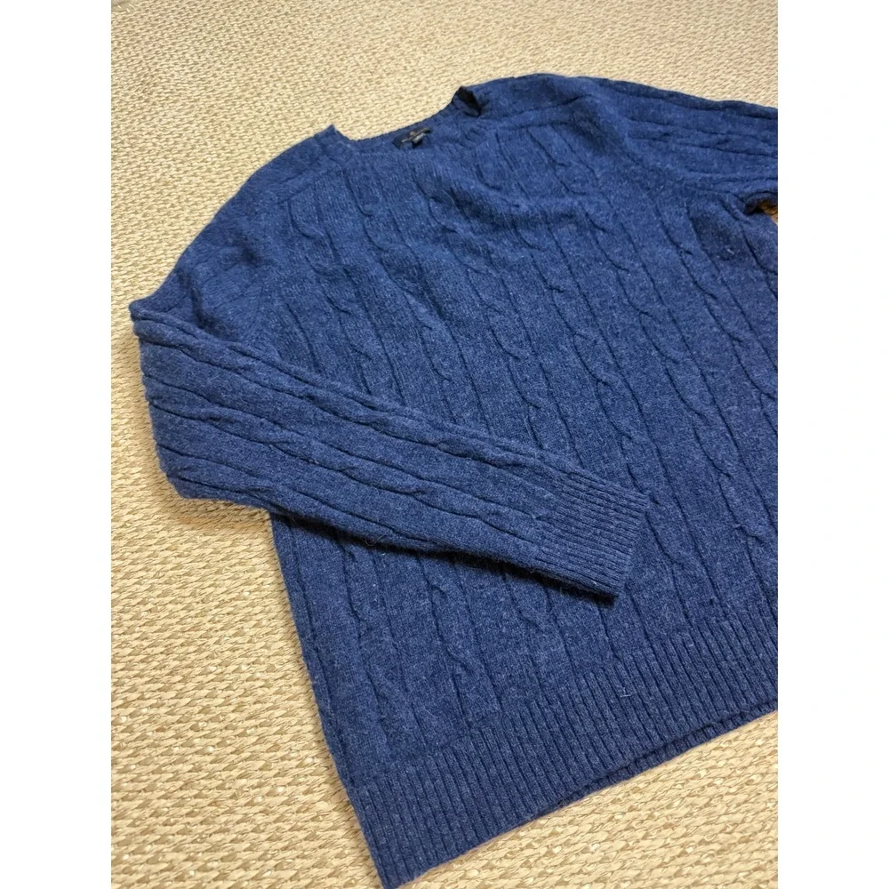 Brooks Brothers navy 100% Wool Cable Knit Crew Neck Sweater quiet luxury preppy